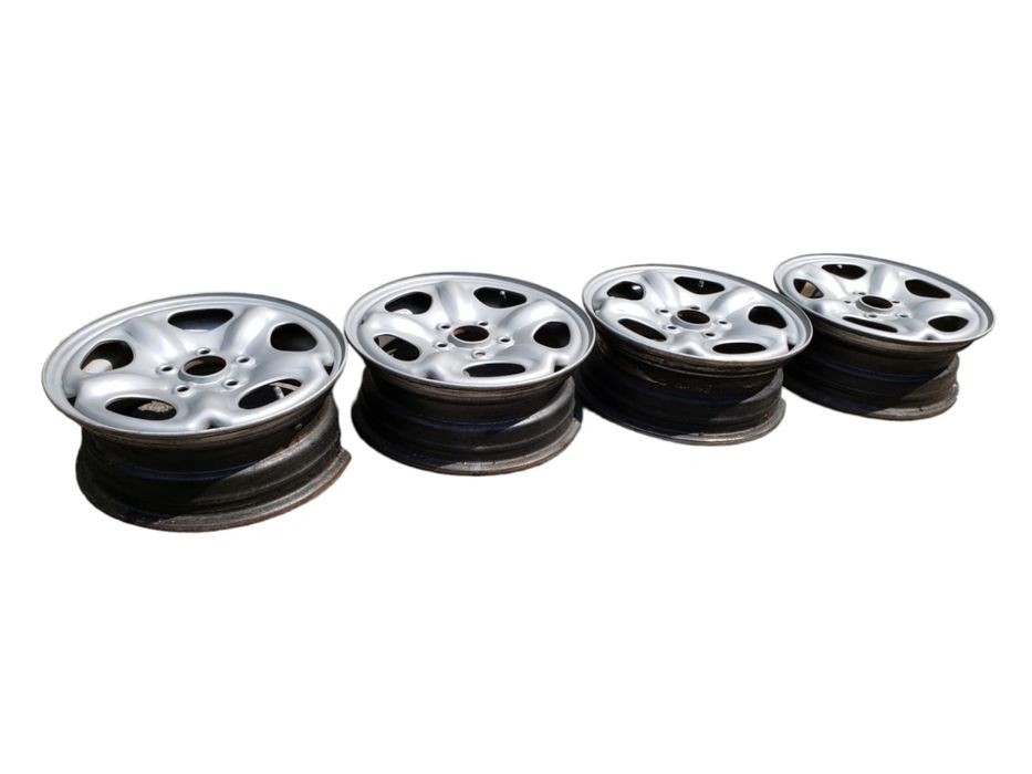 Диски R15 5X114,3 ET40 5.5J штампованный Land Rover разборка