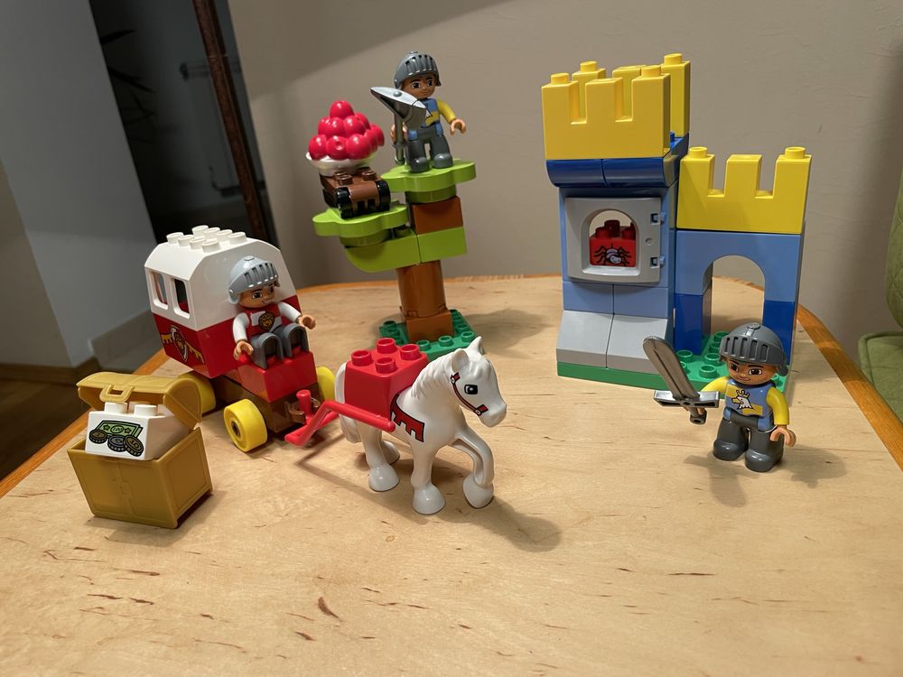 Lego duplo карета лицар скарб замок