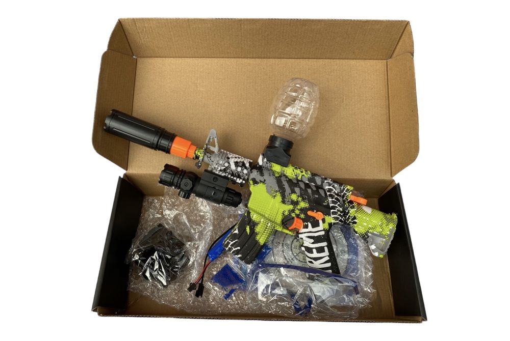 Іграшковий автомат АК574 орбізи,глушник,лазер,окуляри,акум