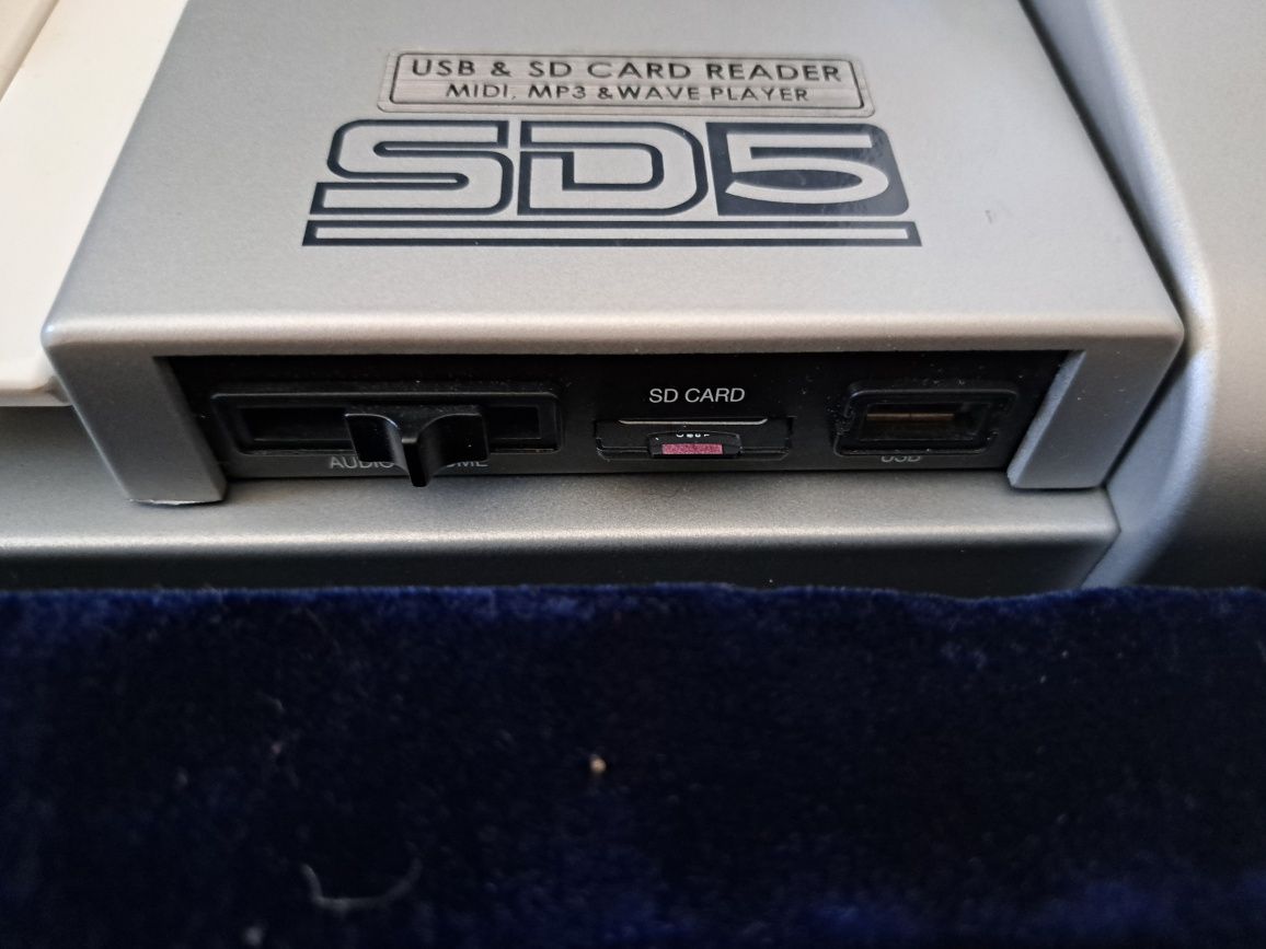 KETRON SD5 wer.2 vocalizezer USB/Sd Romanowicz