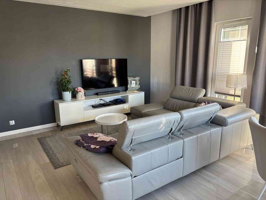 Komfortowe blisko 80m2 z kinem domowym i 2 miejscami postojowymi