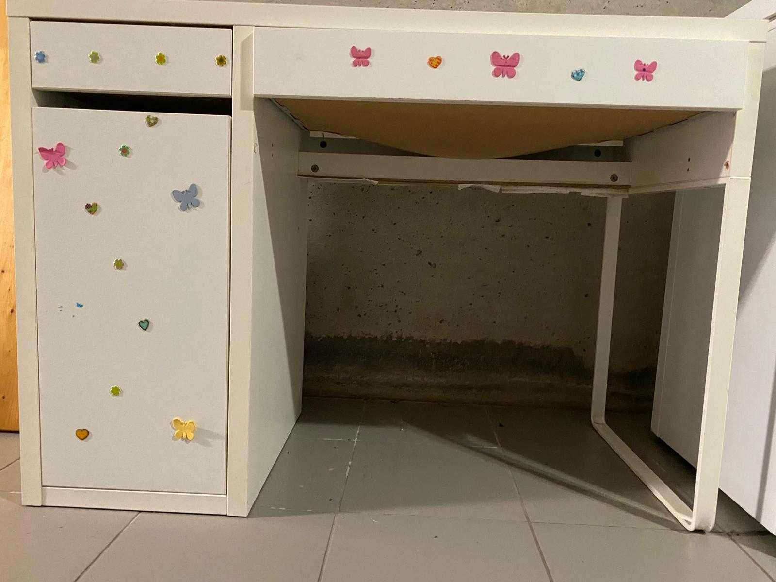 Secretária para menina com gavetas e móvel de arrumo