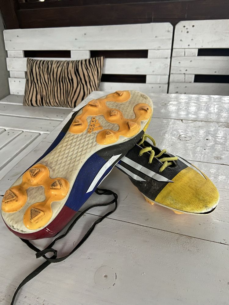 Бутси Adidas f5 44 розмір