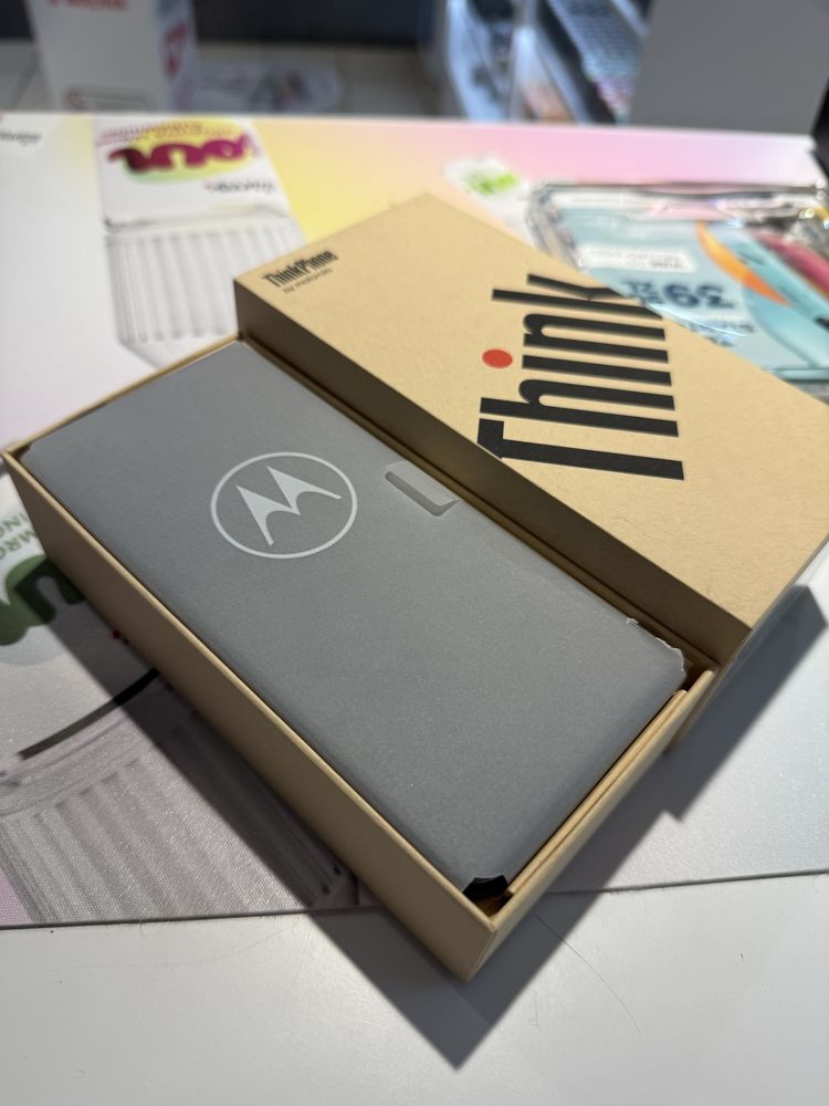 Motorola ThinkPhone 25 nowa gwarancja OKSIKOM Tecza