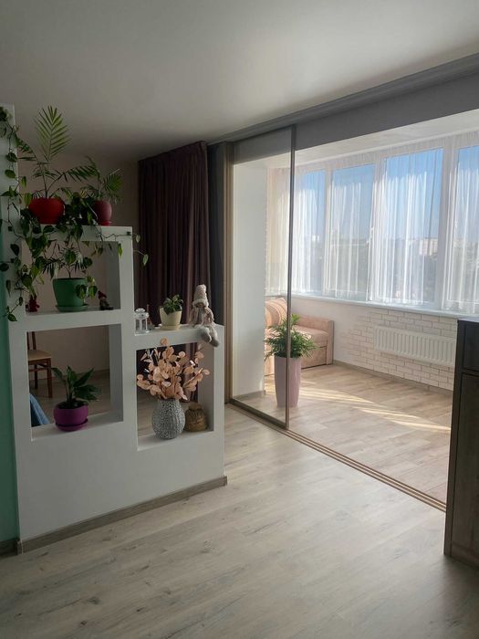 Оренда квартири з панорамним видом на річку в ЖК "Преміум Парк"