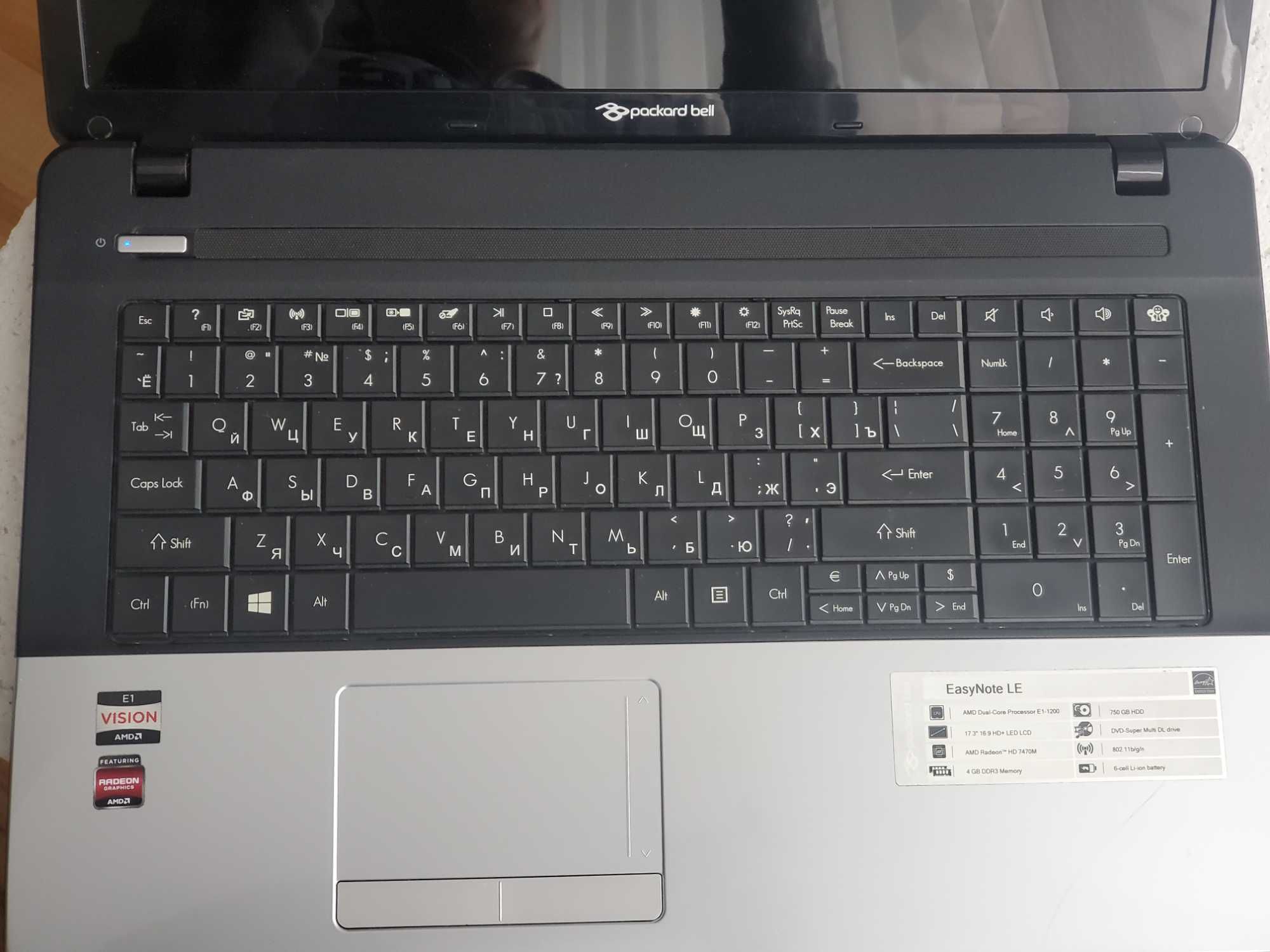 Ноутбук packard bell EG70  идеальное состояние