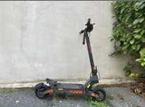 Kukrin G2- trotineta eletrica