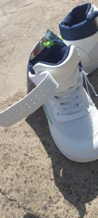 Кросівки, хайтопи дитячі 25