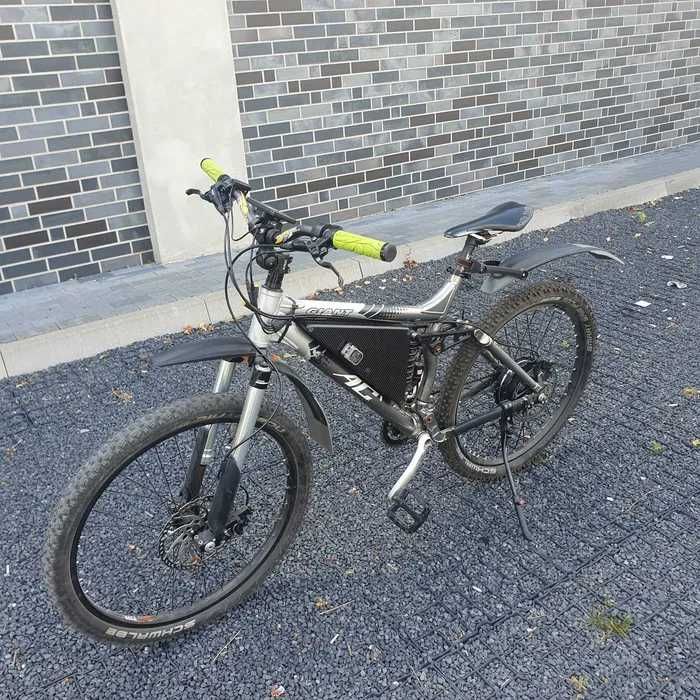 Giant AC 1 ebike rower elektryczny