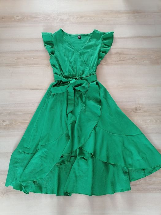 Elegancka sukienka zielona S