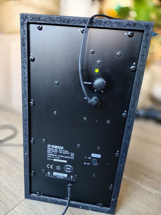 Zestaw kina domowego amplituner z DVD Onkyo / głośniki Yamaha 5.1