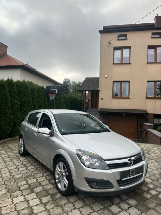 Opel astra h 1,8
