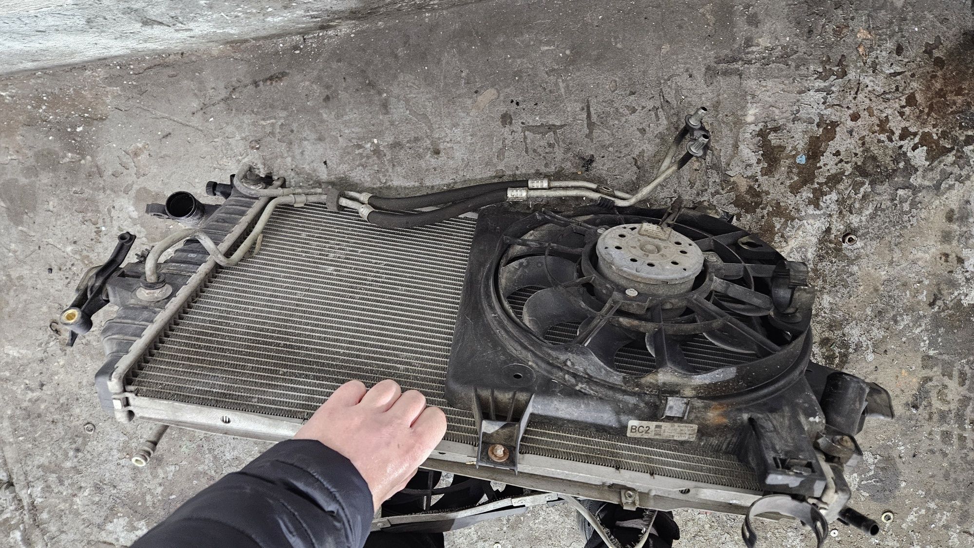 Chłodnice wentylatory opel zafira b 1.9 cdti 150km z19dth automat