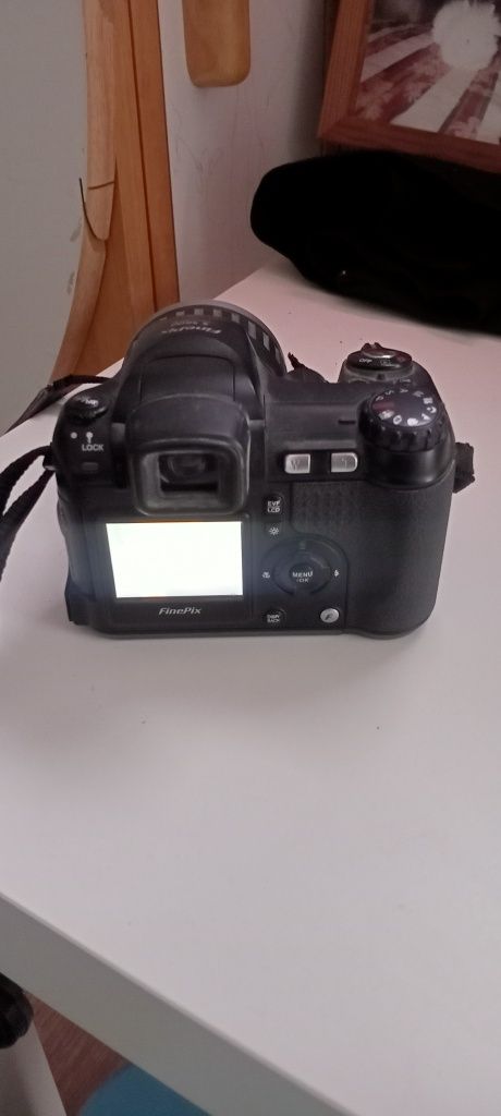 Máquina fotográfica Digital FUJi