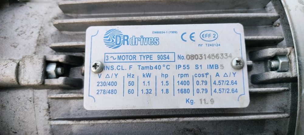 Silnik elektryczny z przekładnią