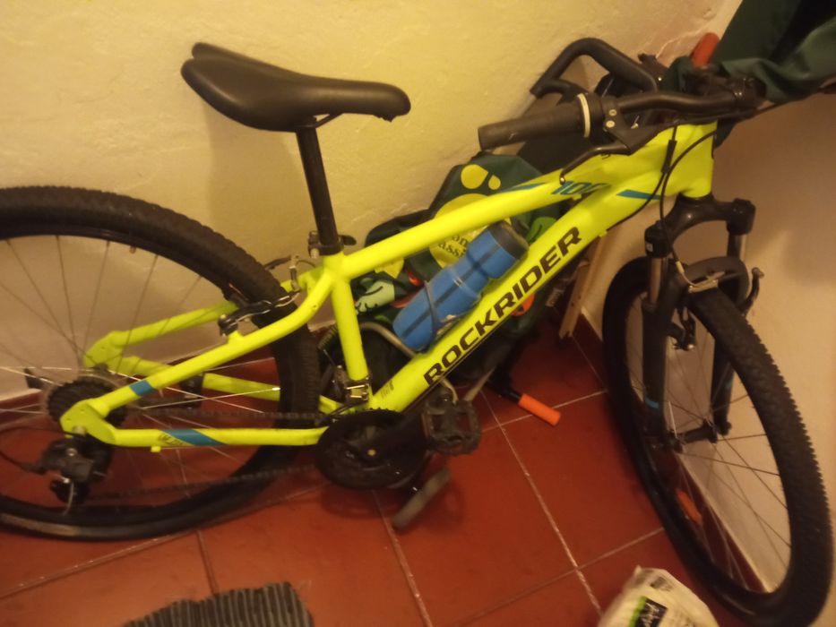 Bicicleta com pouco uso