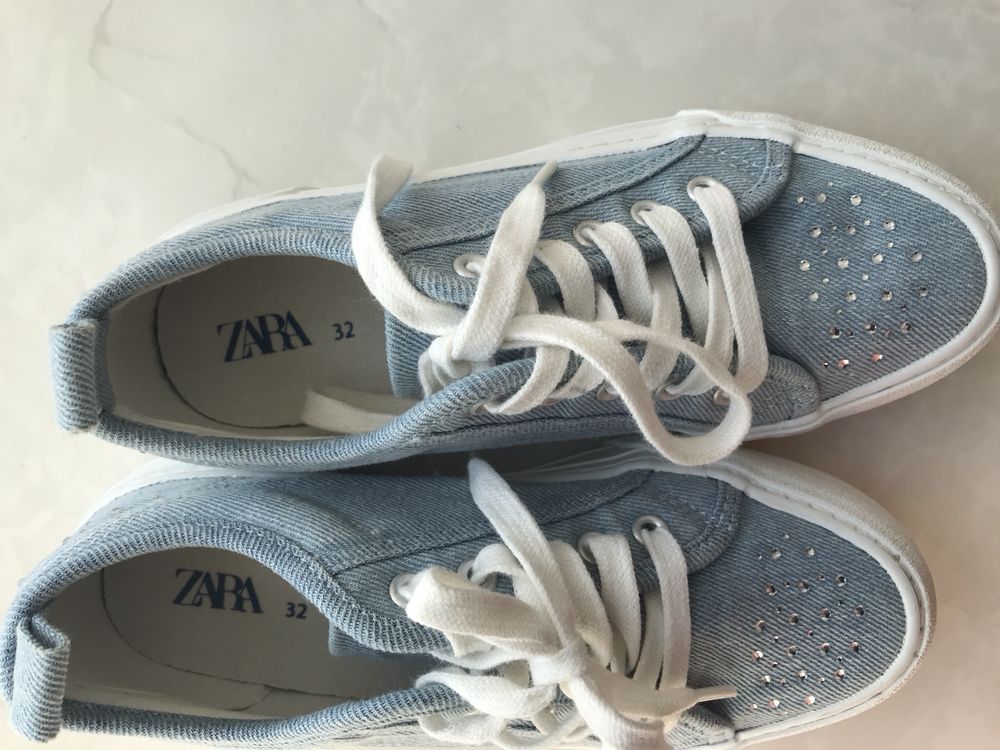 Дитячі кеди від ZARA