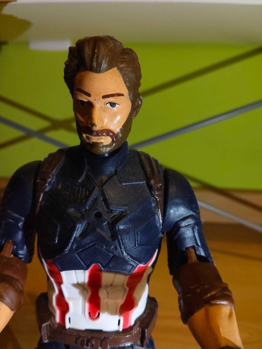 Boneco Capitão america