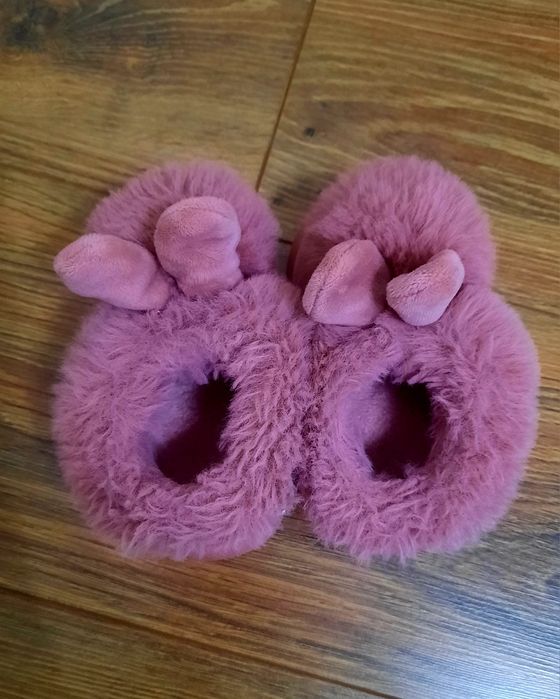 Дитячі тапочки зайчики 22,5-23 розмір