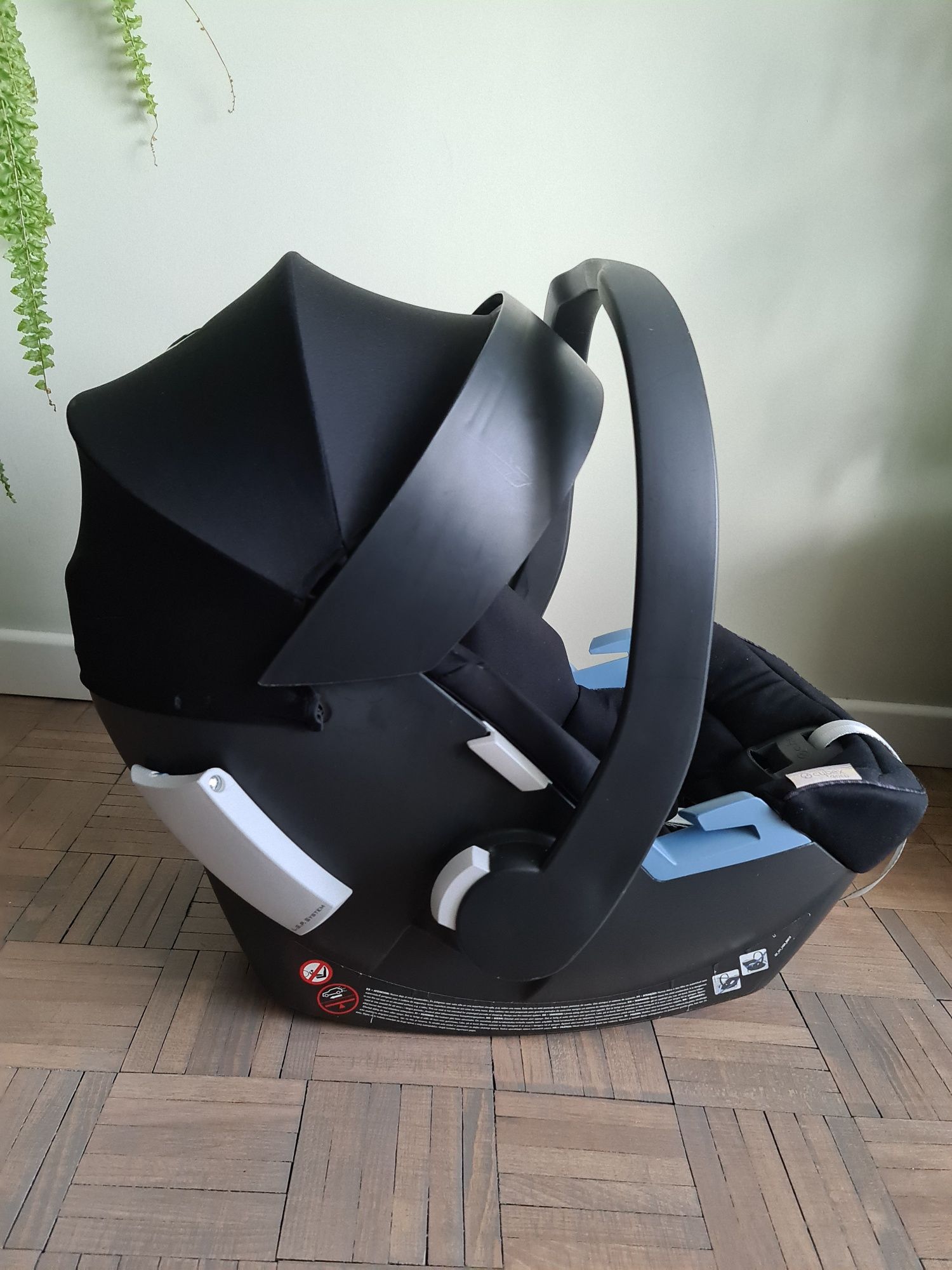 Cybex Aton 5 + adaptery do wózka