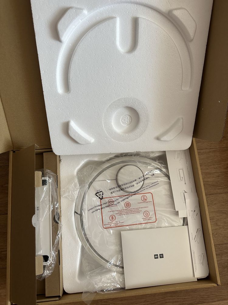 Робот пилосос Xiaomi Mi Robot Vacuum Cleaner SDJQRO2RR