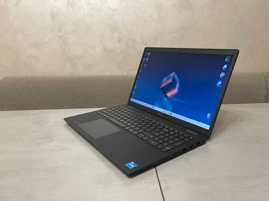 Ноутбук Dell Latitude 3520, 15,6" FHD IPS, i5-1135G7, 16GB, 256GB SSD