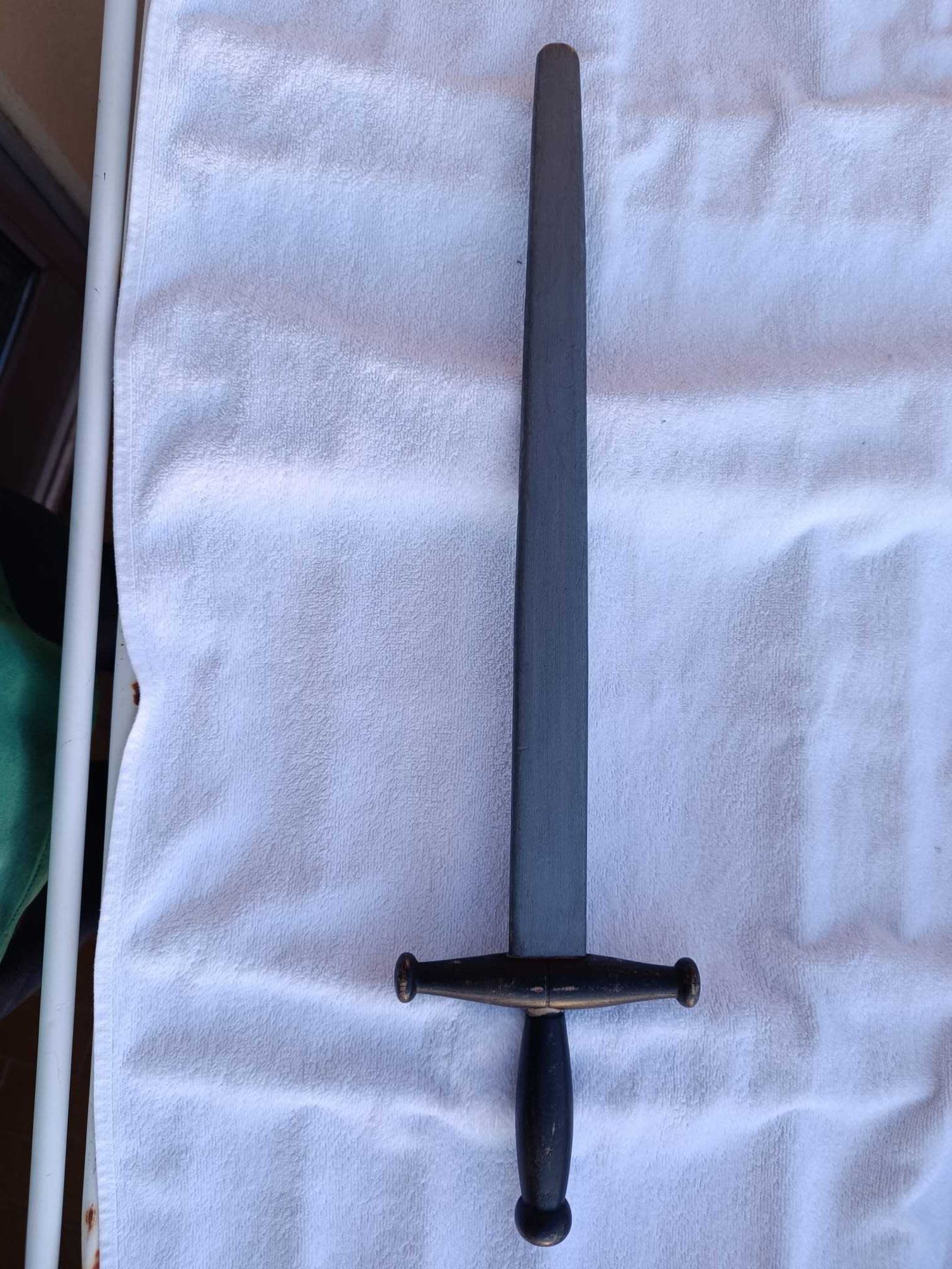 Espada e Escudo de madeira para Crianças