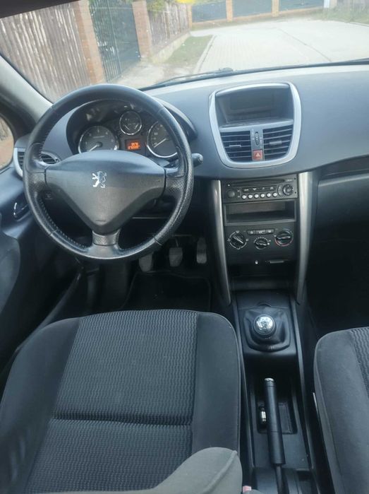 Sprzedam PEUGEOT 207 1.6 HDI do jazdy, sprawny 2007r ! Klima !