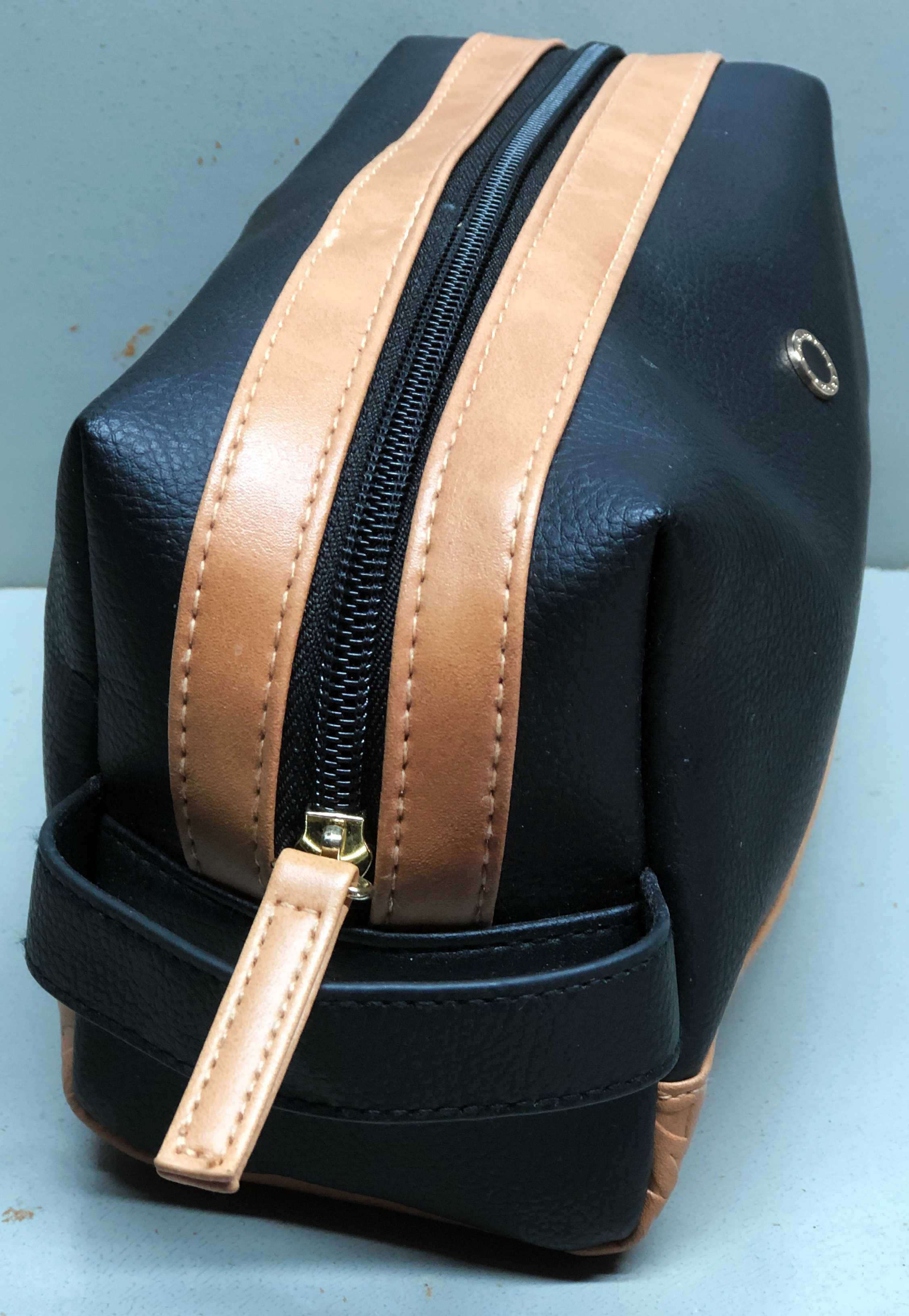 Косметичка BVLGARI LE GEMME GYAN для Emirates First Class