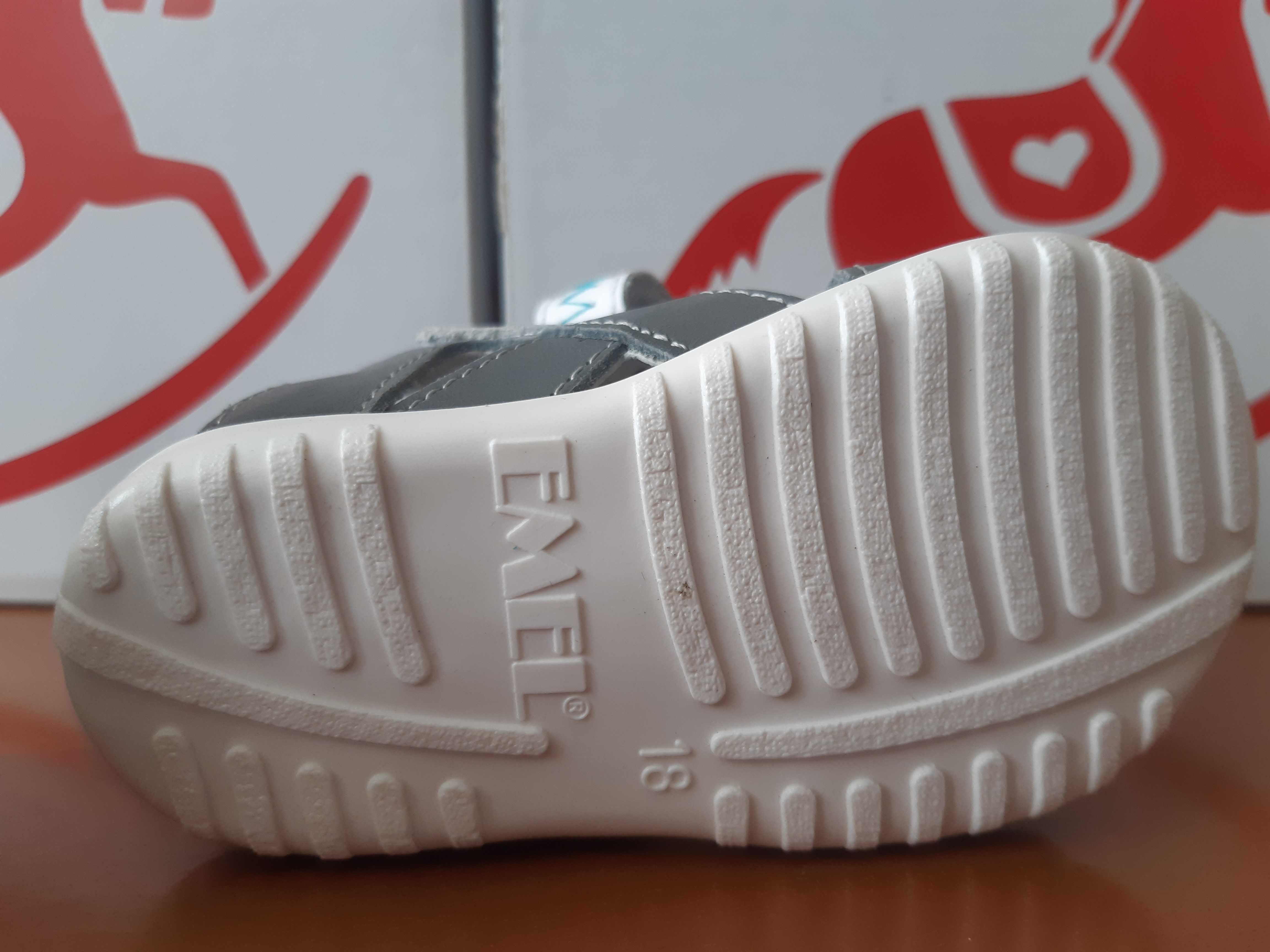 NOWE sandały Emel 18