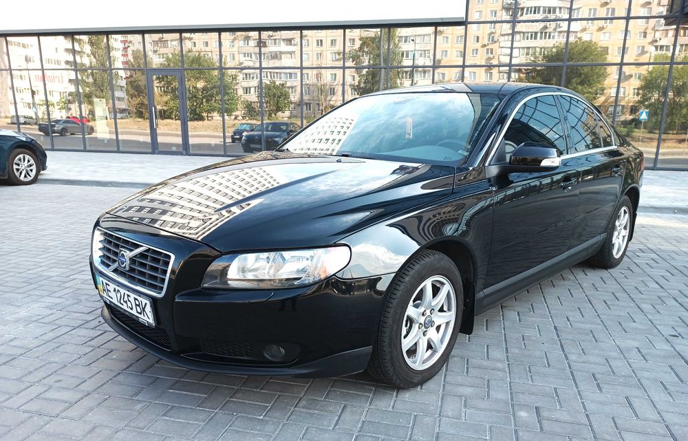 Продам VOLVO S80