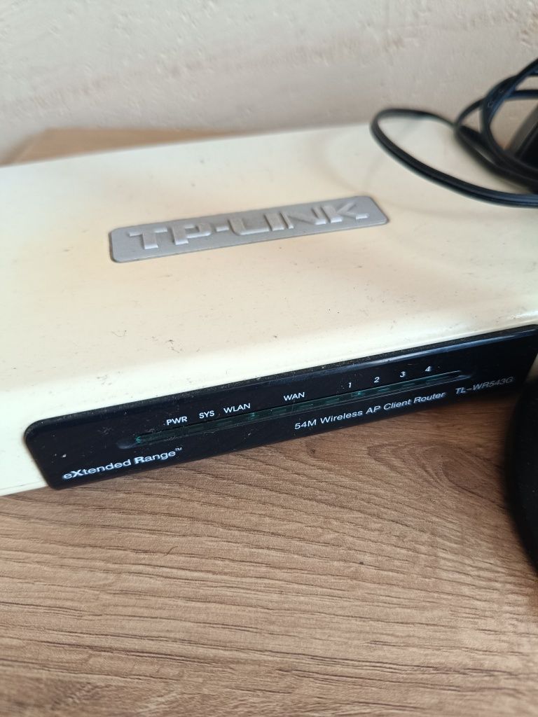 Router z anteną wzmacniającą sygnał