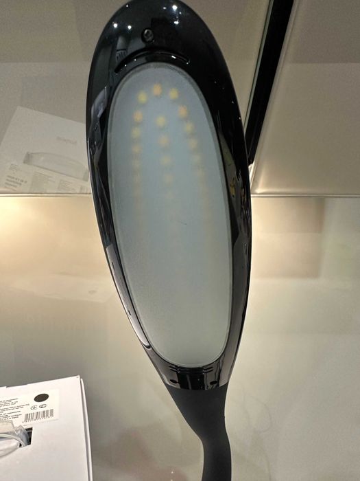 Настільна світлодіодна лампа Intelite Desk lamp 9W Black (DL2-9W-BL)