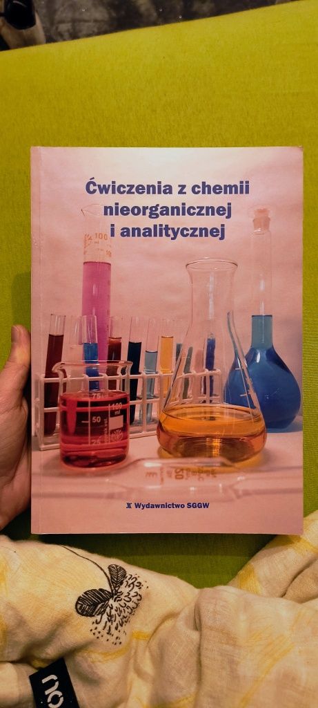 Ćwiczenia z chemii nieorganicznej i analitycznej