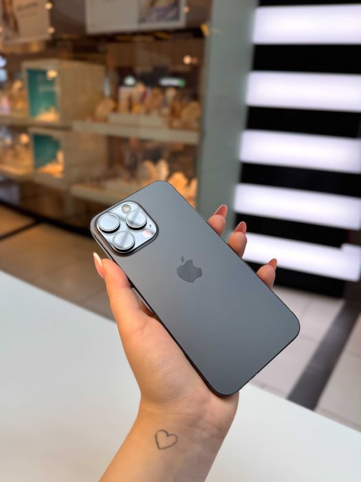 iPhone 15 Pro Max 256 GB Black Titanium