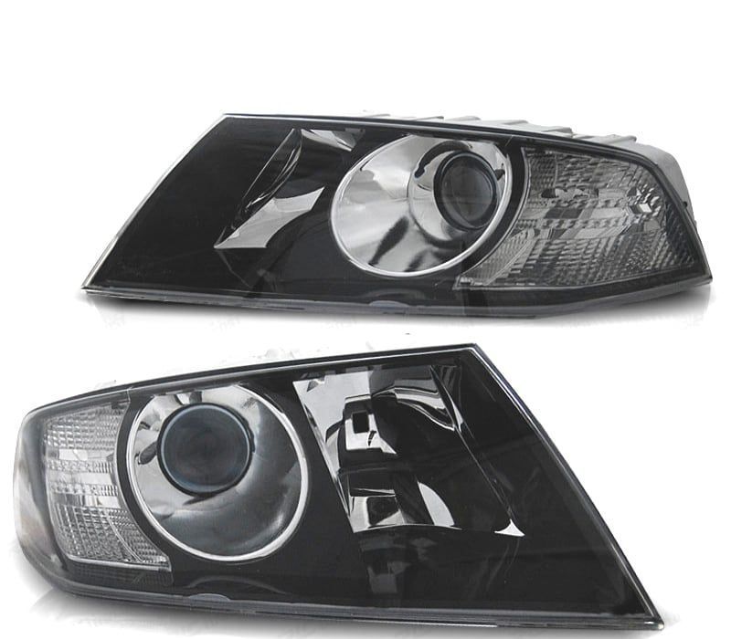 CONJUNTO DE FARÓIS PARA SKODA OCTAVIA 04-08 BLACK EDITTION