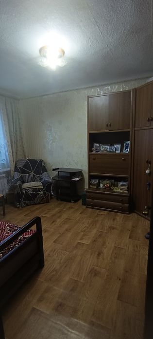 Продам 3х комнатную квартиру по ул. Благовещенская, 2/2 этаж,