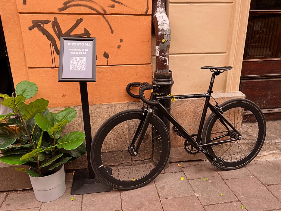 Rower kolarzowka szosowy SANTAFIXIE ostre kolo 48