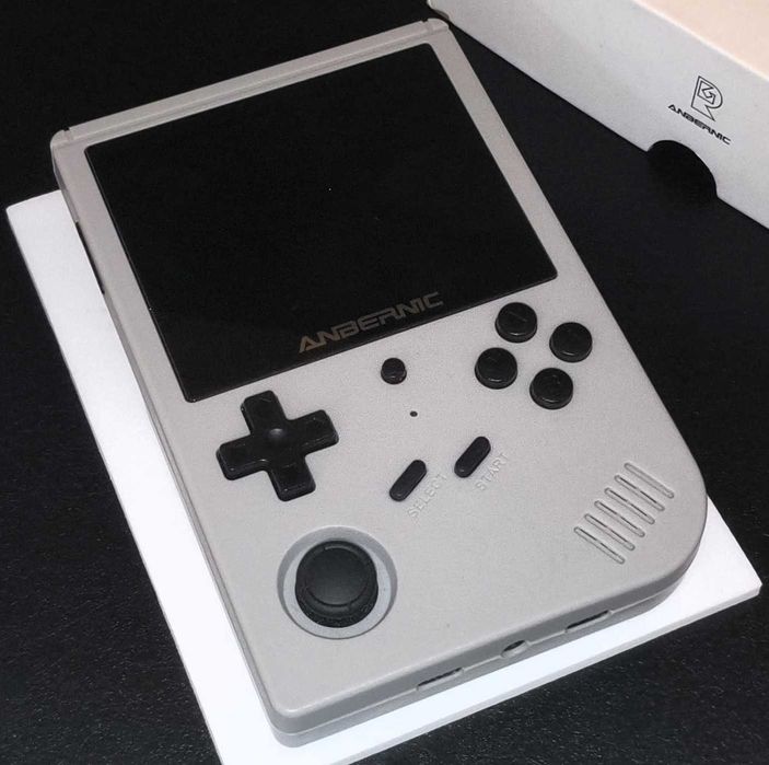 Retrokonsola Anbernic RG351V jak nowa (emulator PSP, N64, PS1 itp.)