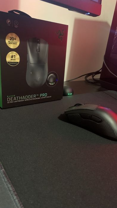Rato razer deathadder v4 pro