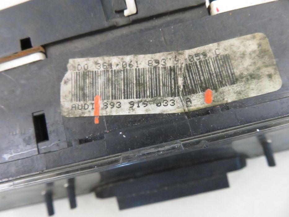 Licznik Audi 80 B4 1.9 Tdi - 1z