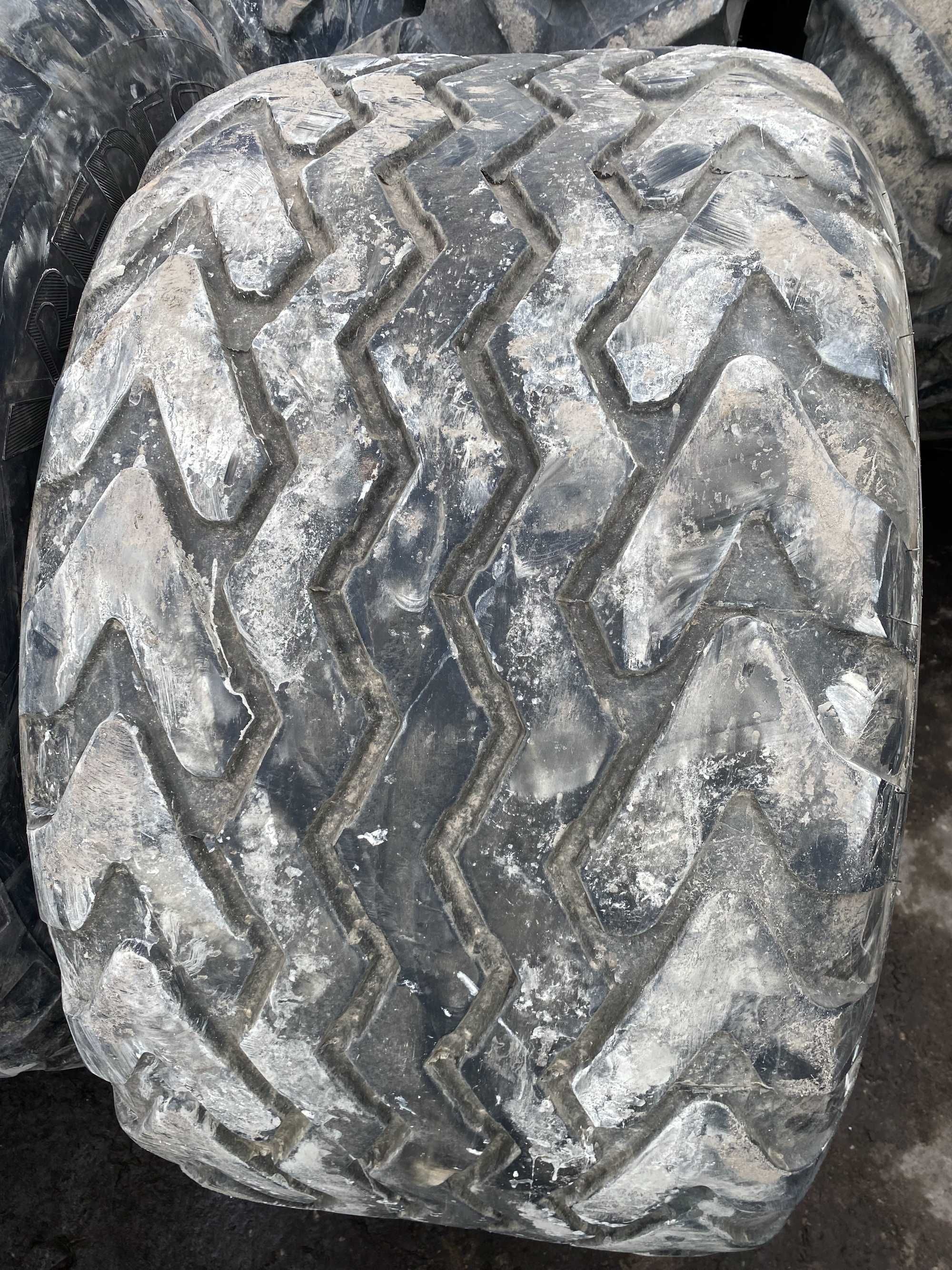 650/50r22.5 Vredestein