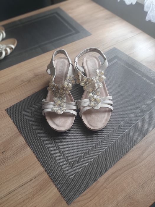 Sandały damskie rozm 39