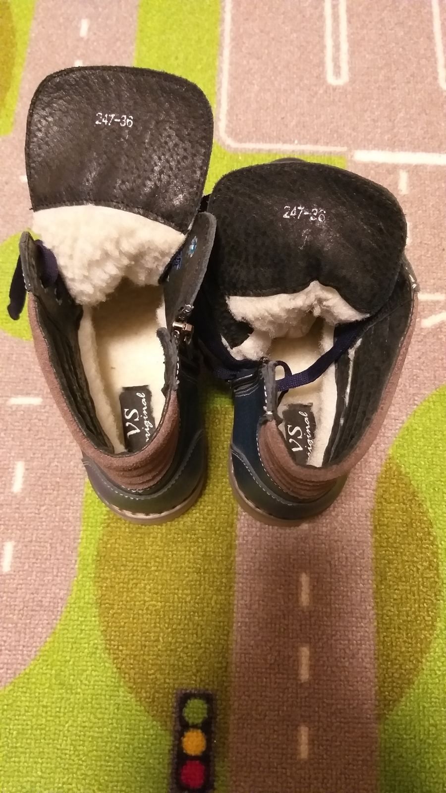 Нові зимові чобітки ботінки