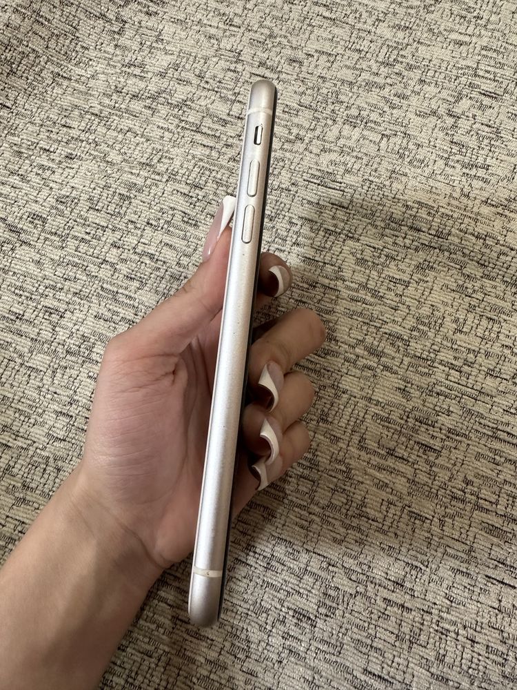 iPhone 11 стан хороший