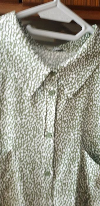 Bluzka damska zapinana na guziczki  zielona biala Bawelna i wiskoza