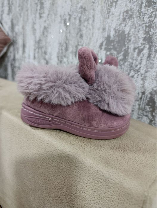 Взуття для дівчинки від 1-3 років