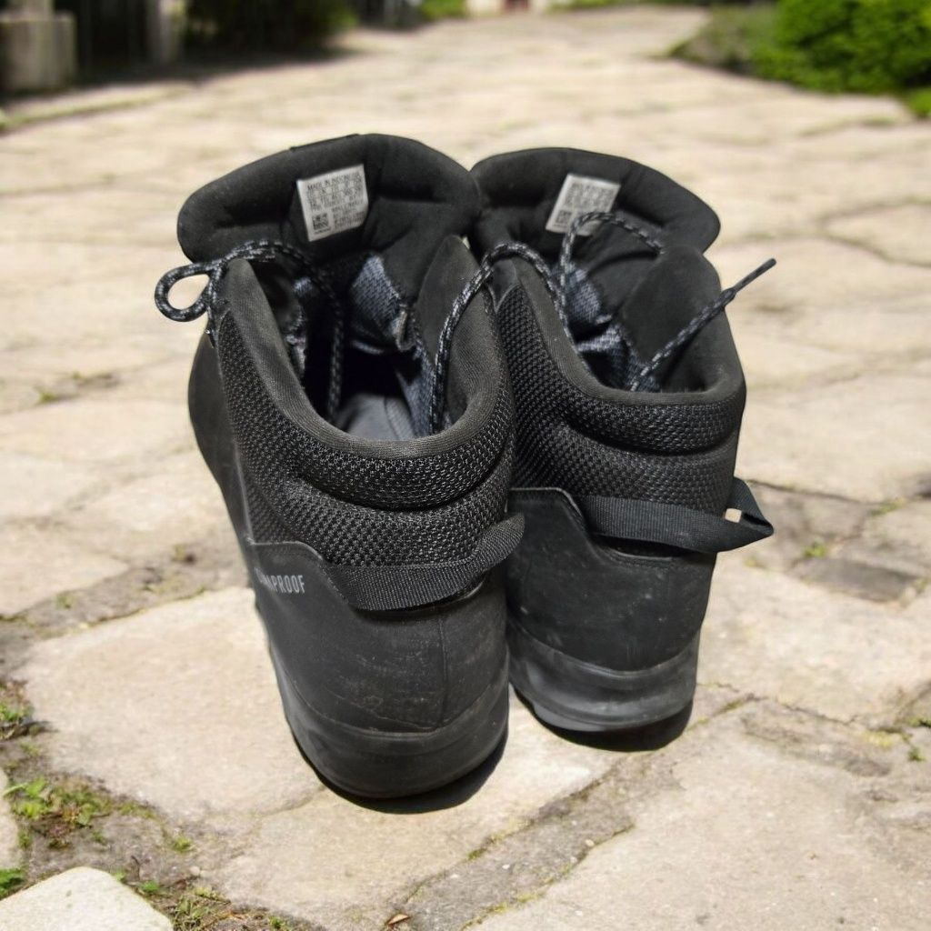 Ботинки трековые Adidas TERREX б/у
Adidas TERREX
Adidas TERREX