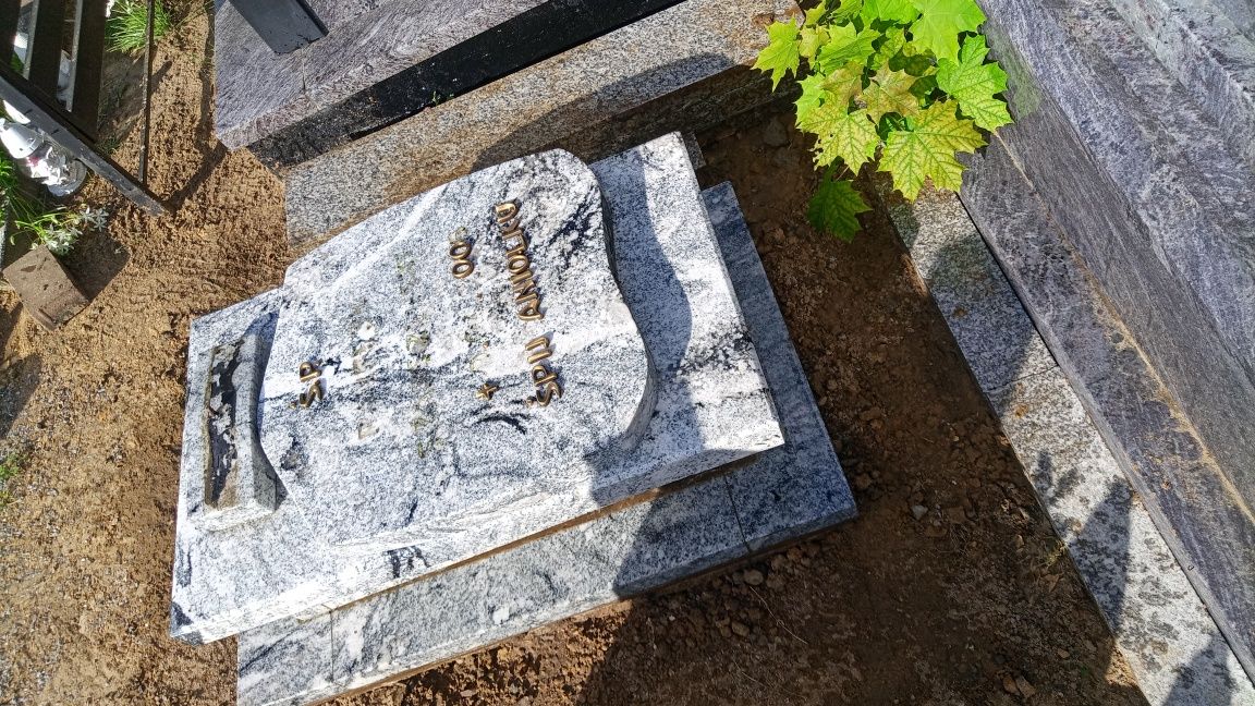 Nagrobek dla dziecka