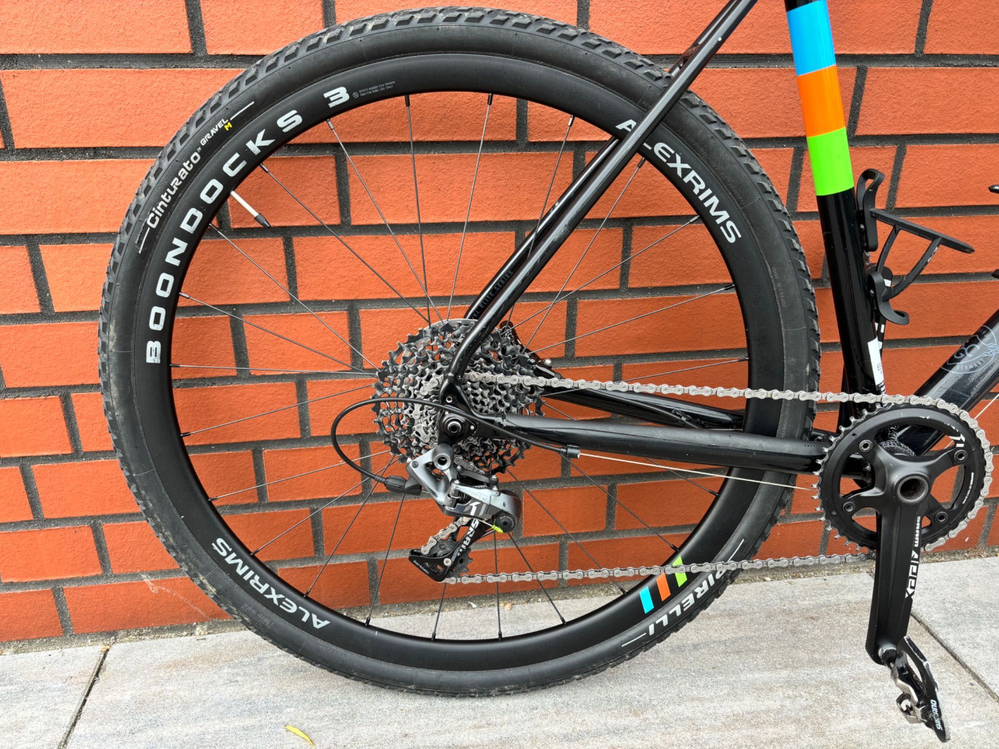 Rower gravel Serious Grafix Elite; model 2018; rama 54; napęd 1x11